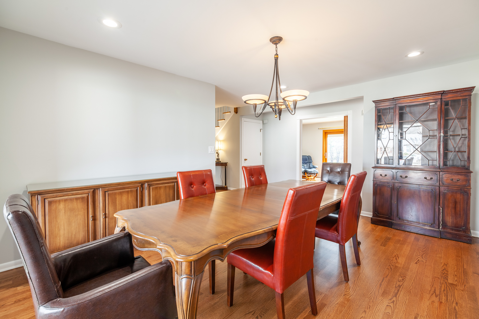 815 Hunter Road Glenview, IL 60025 - Photo 6 of 40