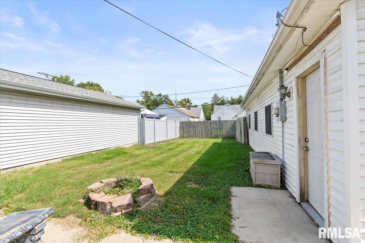2408 South 6th Street Springfield, IL 62703 - Photo 23 of 30
