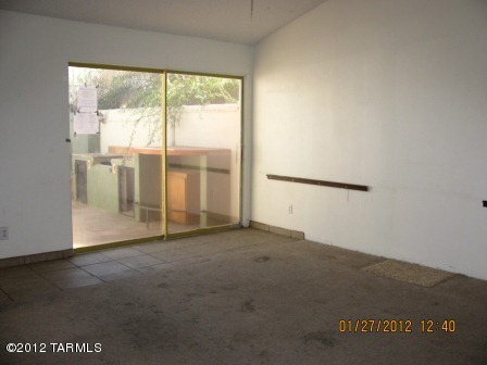 2753 West Anklam Road, Unit D Tucson, AZ 85745 - Photo 3 of 7