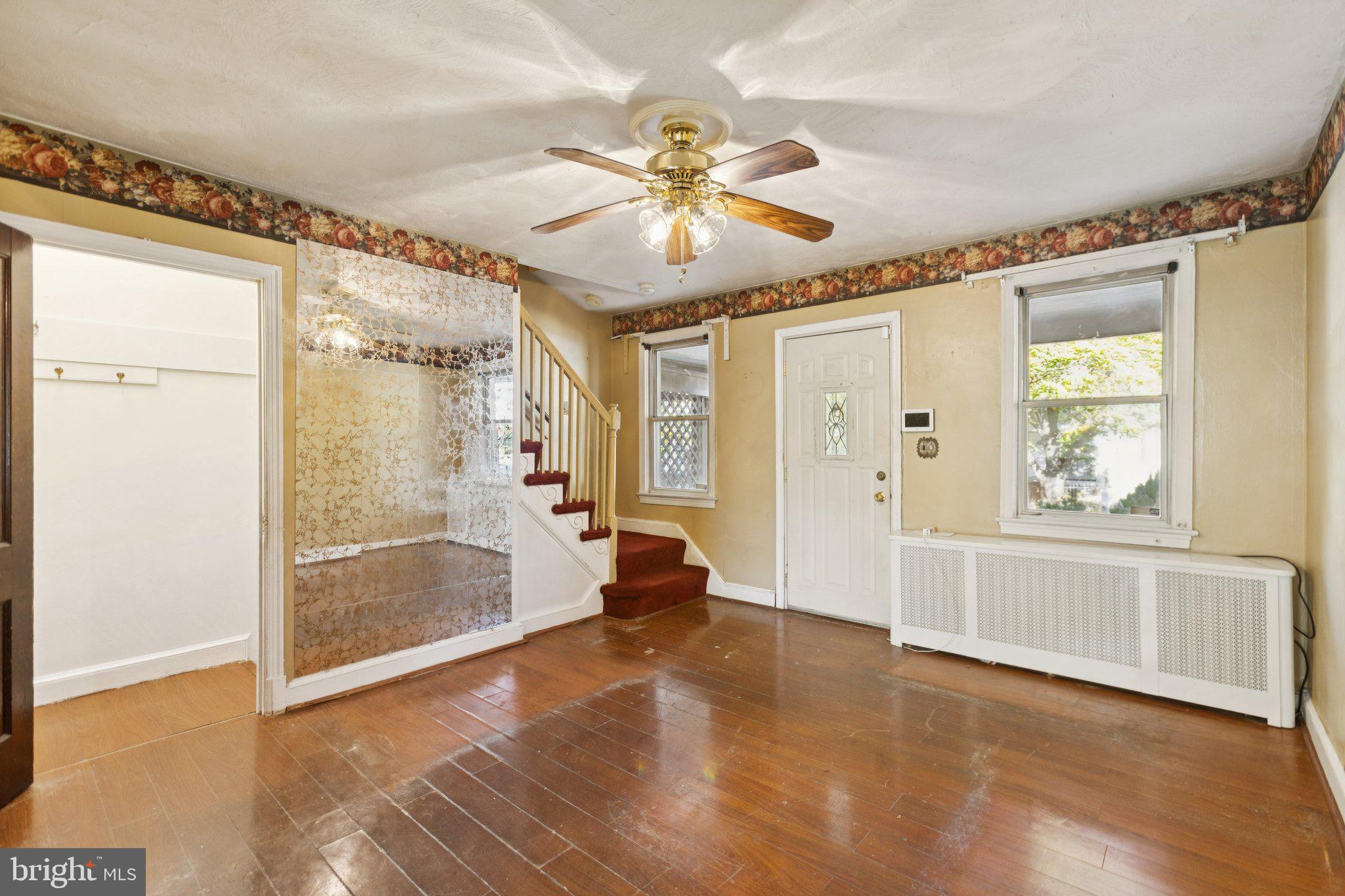 1633 R Street Southeast Washington, DC 20020 - Photo 3 of 44 a view of an entryway of a room and window