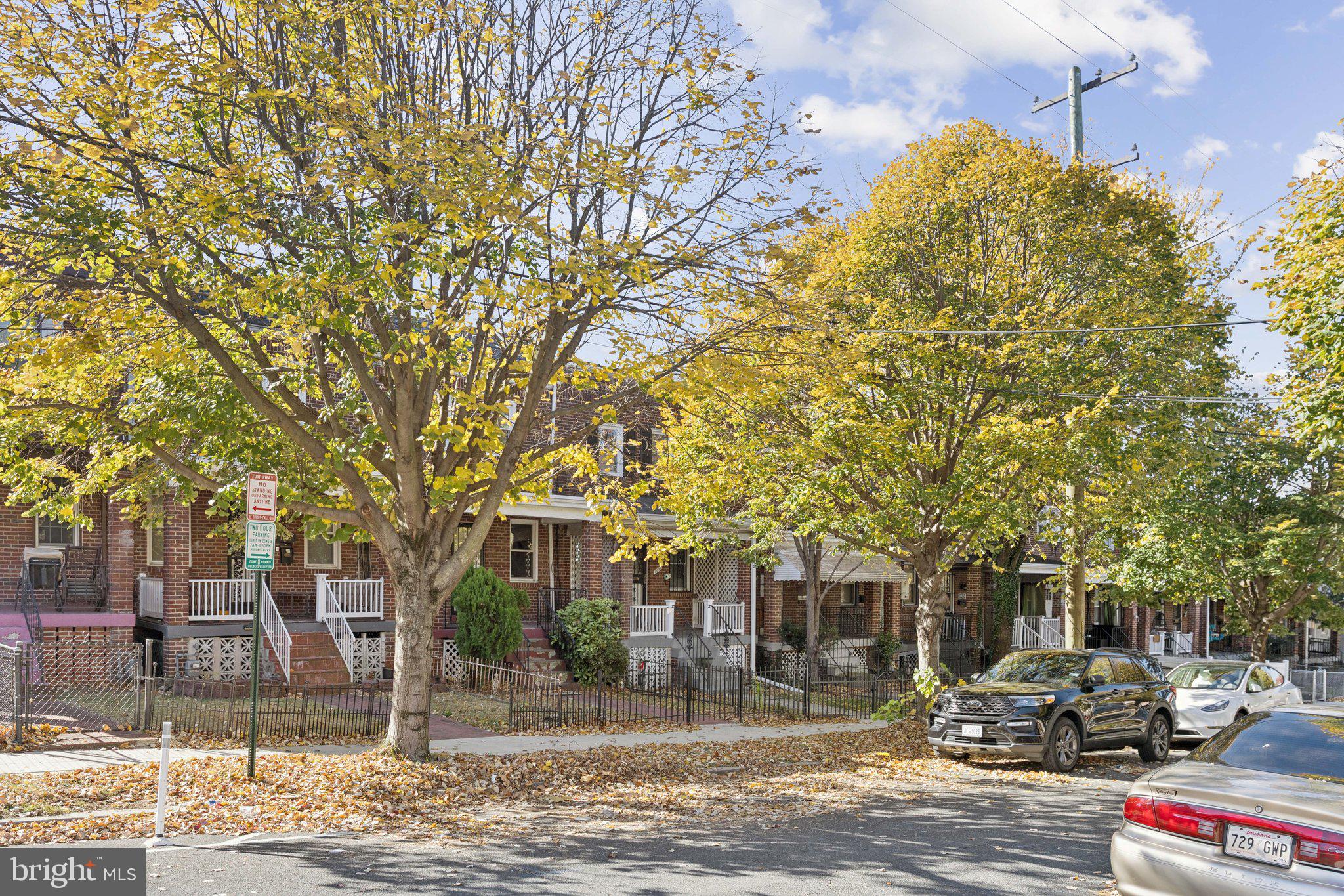 1633 R Street Southeast Washington, DC 20020 - Photo 44 of 44 a building view with a outdoor space