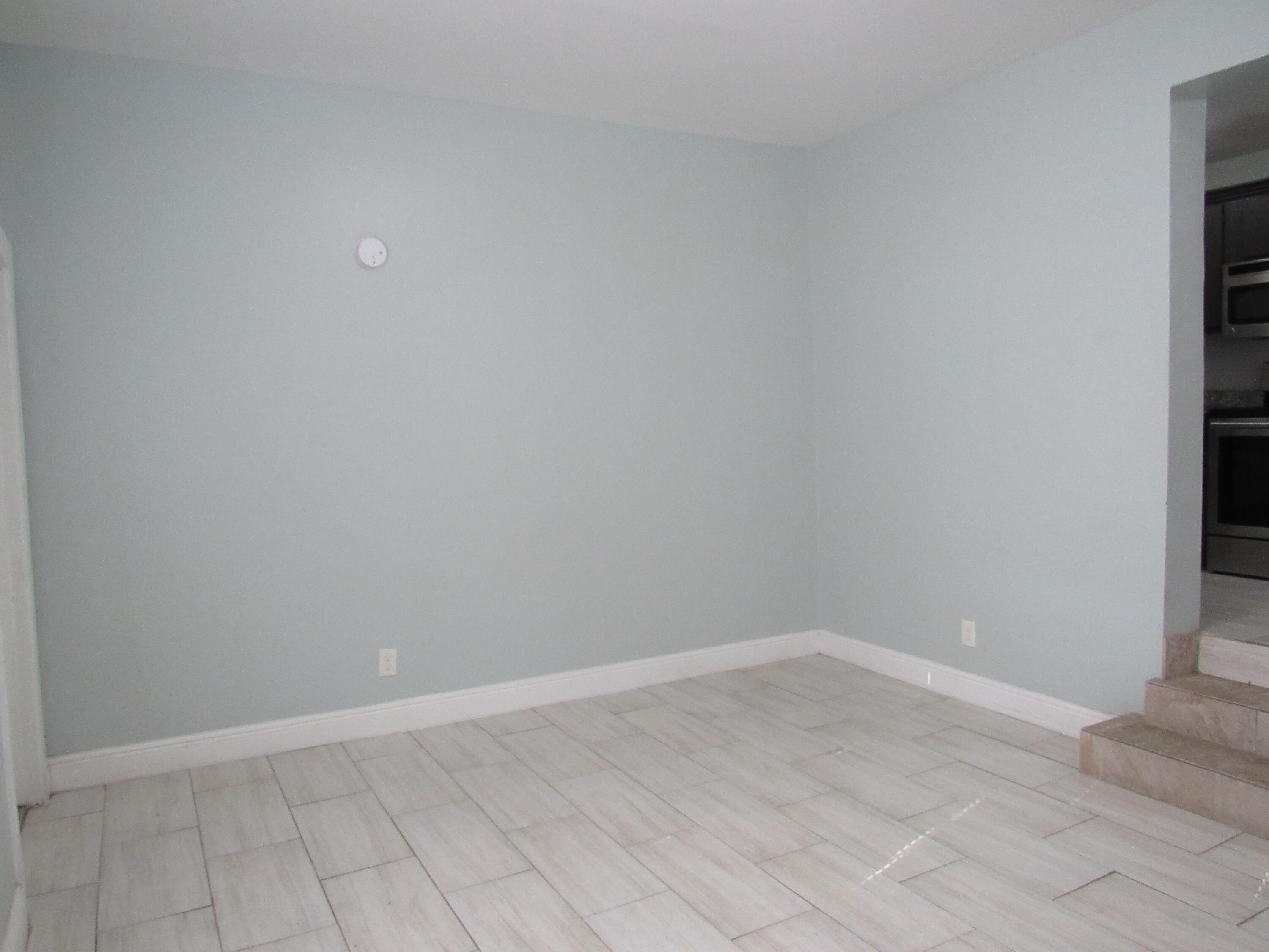 4283 Cocoanut Road, Unit 3 West Palm Beach, FL 33406 - Photo 3 of 13 Living/Dining room