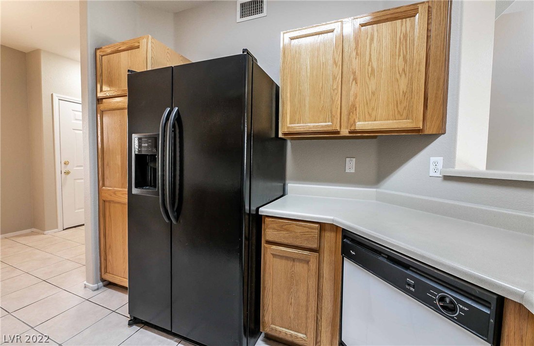 2052 Turquoise Ridge Street, Unit 104 Las Vegas, NV 89117 - Photo 16 of 35
