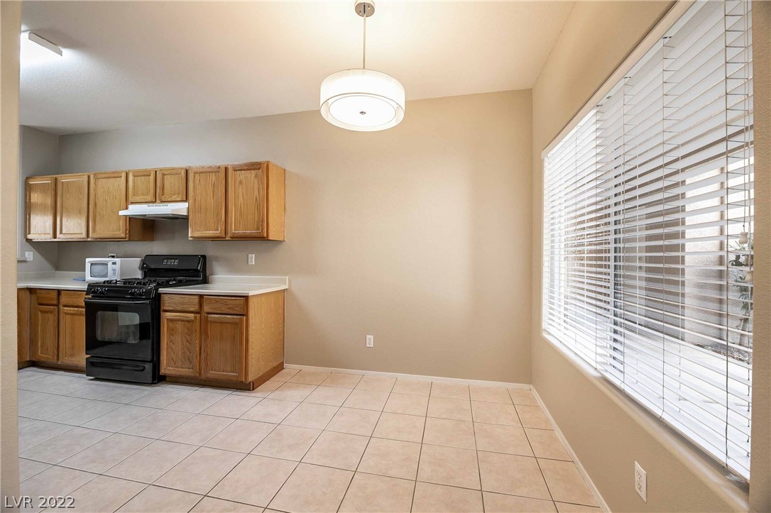 2052 Turquoise Ridge Street, Unit 104 Las Vegas, NV 89117 - Photo 9 of 35