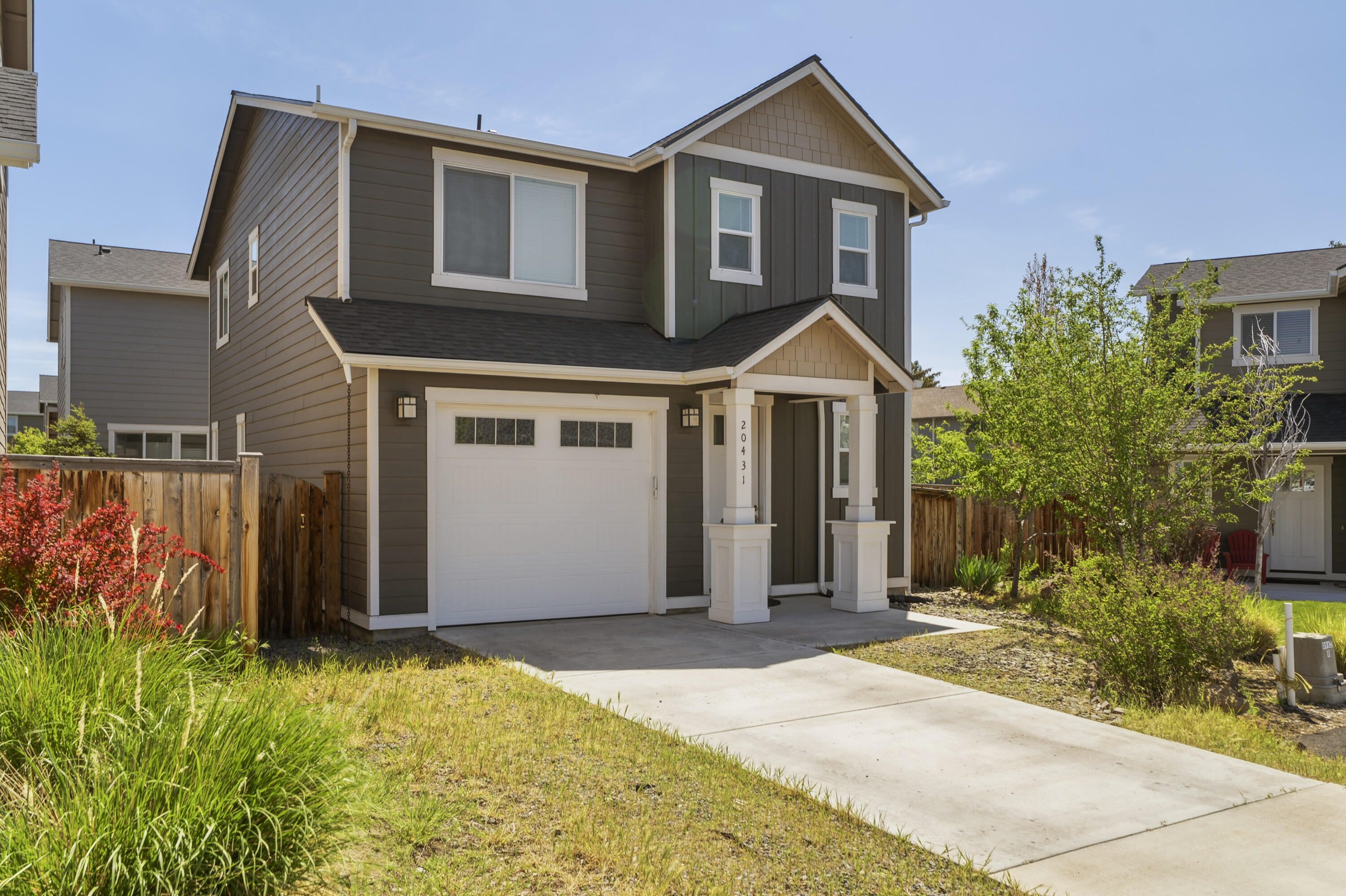 20431 Cider Court Bend, OR 97702 - Photo 4 of 43 02-Exterior