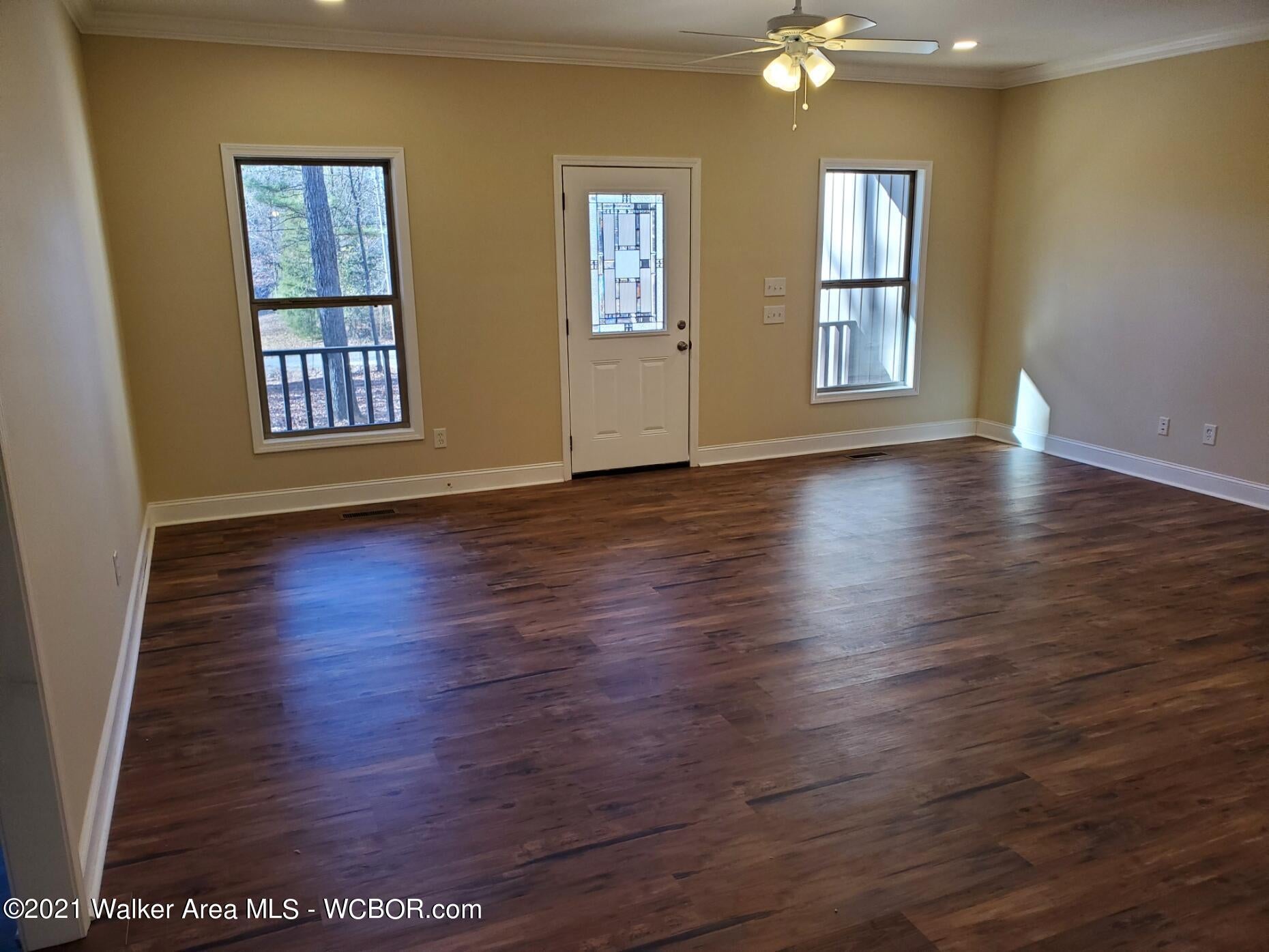 218 Harbor Loop Jasper, AL 35504 - Photo 3 of 11 Gallery Image 3