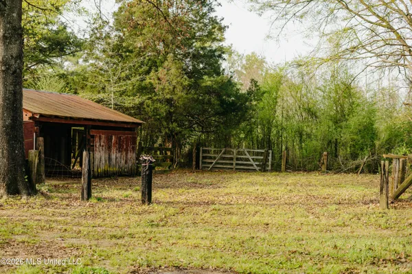 $219,000 | 1844 Volley Campbell Road, Terry, MS 39170