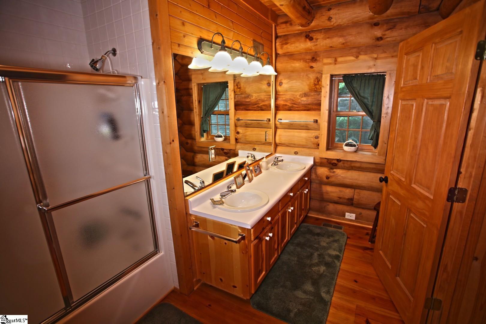 139 Talons Point Road Seneca, SC 29672 - Photo 15 of 36 Gallery Image 15