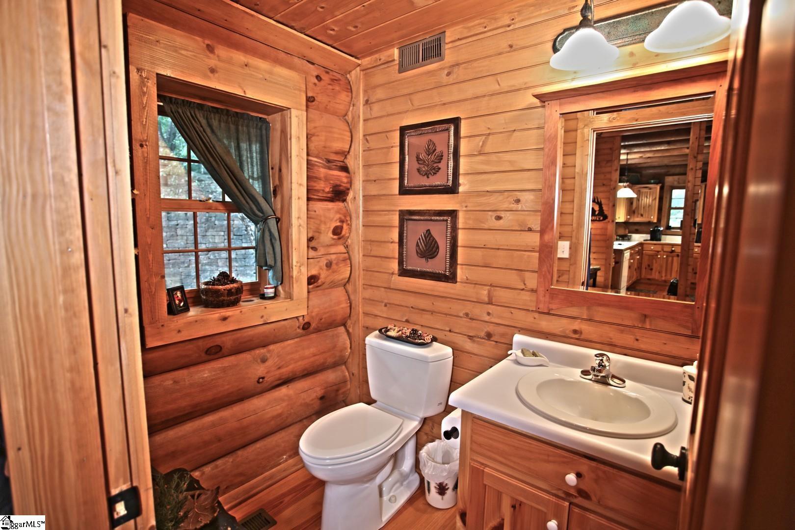 139 Talons Point Road Seneca, SC 29672 - Photo 16 of 36 Gallery Image 16