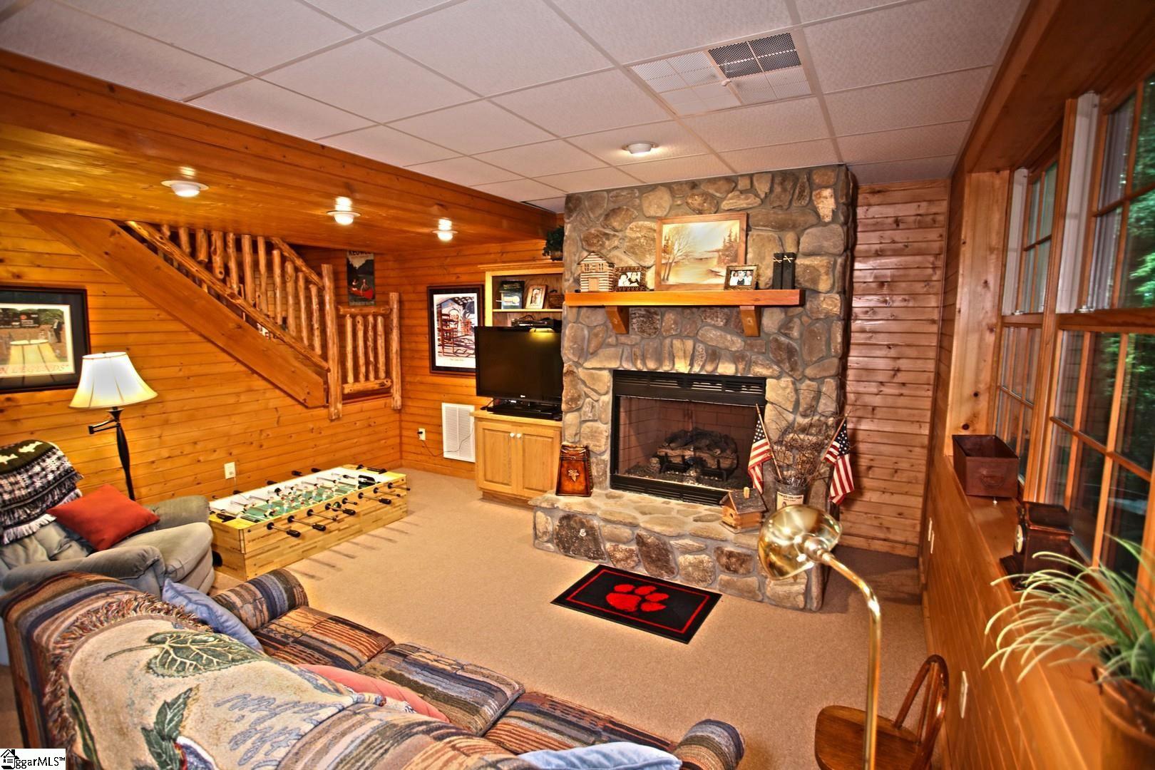 139 Talons Point Road Seneca, SC 29672 - Photo 23 of 36 Gallery Image 23