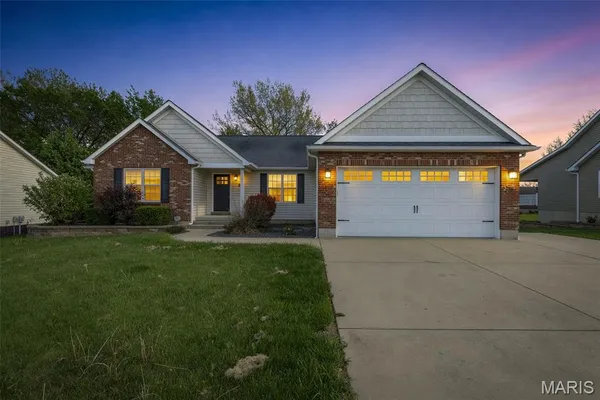 $375,000 | 620 Braning Drive, Farmington, MO 63640
