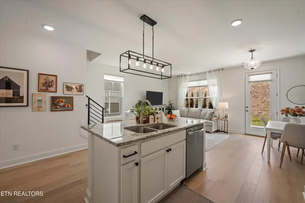 $354,900 | 8423 Whisper Lane, Powell, TN 37849