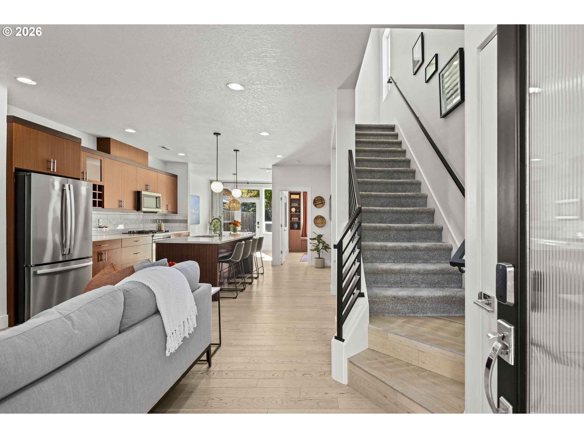 1220 Southeast Lambert Street Portland, OR 97202 - Photo 4 of 37