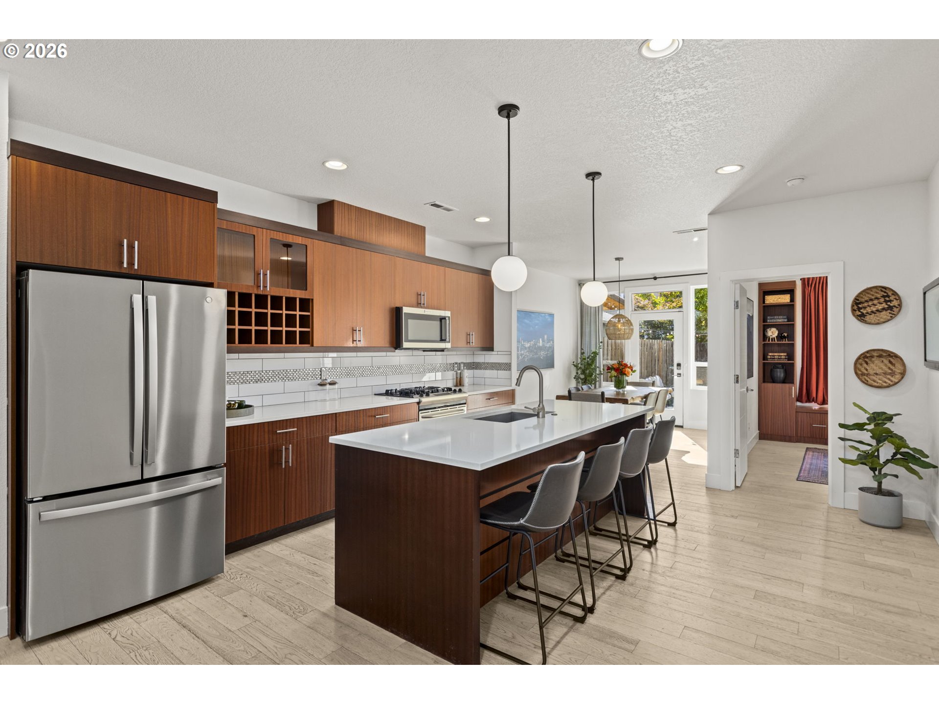 1220 Southeast Lambert Street Portland, OR 97202 - Photo 8 of 37