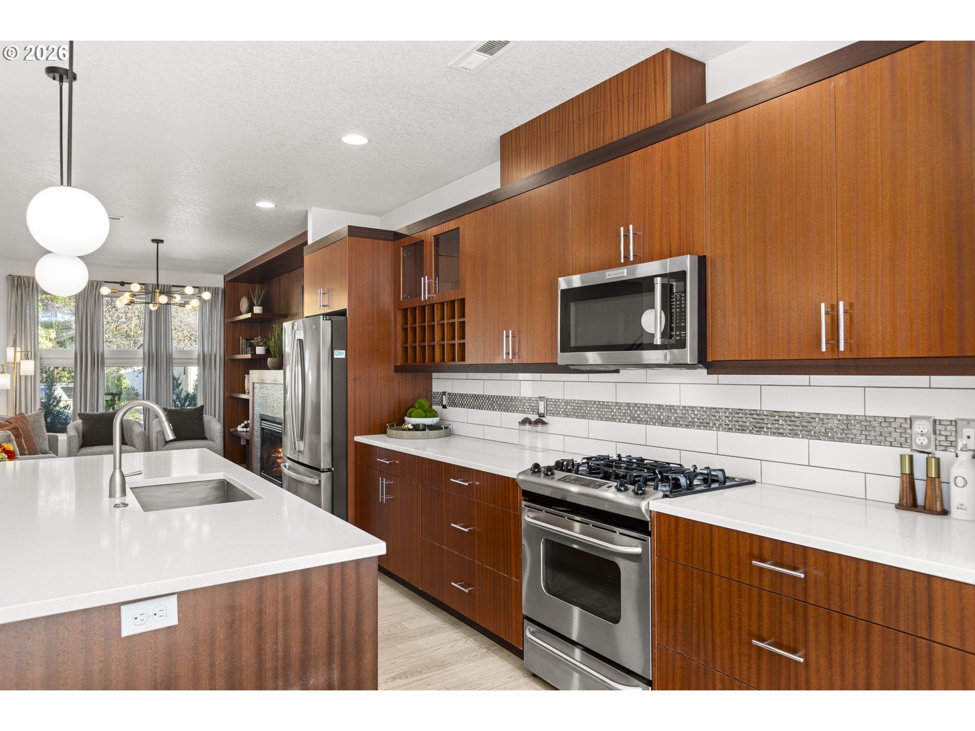 1220 Southeast Lambert Street Portland, OR 97202 - Photo 10 of 37