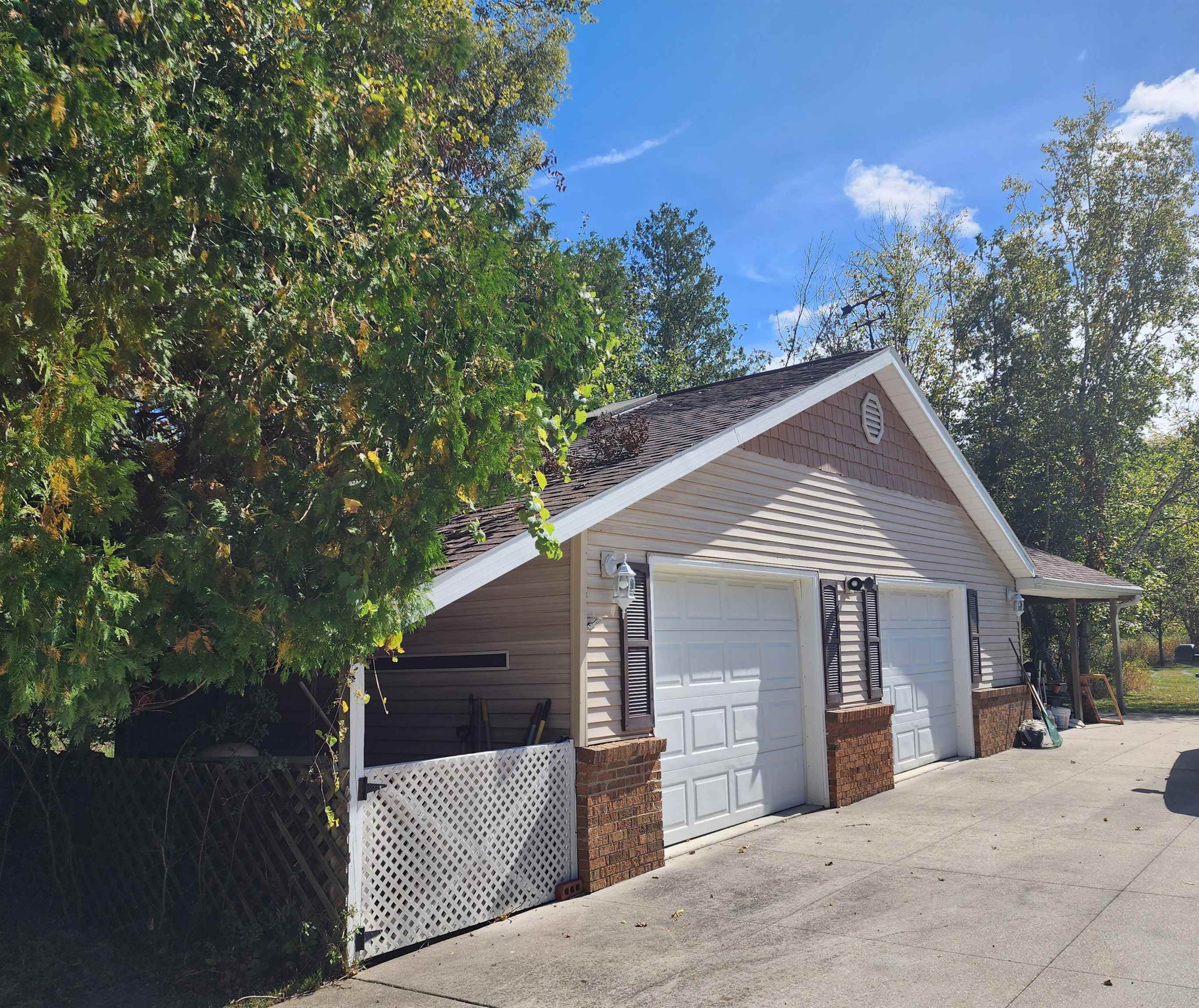 243 West Blue Grass Road Mount Pleasant, MI 48858 - Photo 37 of 44 1927746-e3b7deba-b5eb-42e2-942a-f2ea3ebaf4ae.JPG