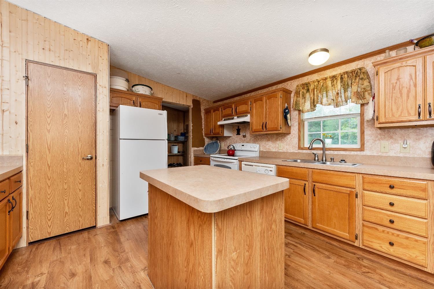 333 Jee Road Winchester, OH 45697 - Photo 17 of 30