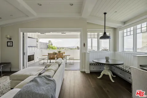 $7,700,000 | 636 12th Street, Manhattan Beach, CA 90266