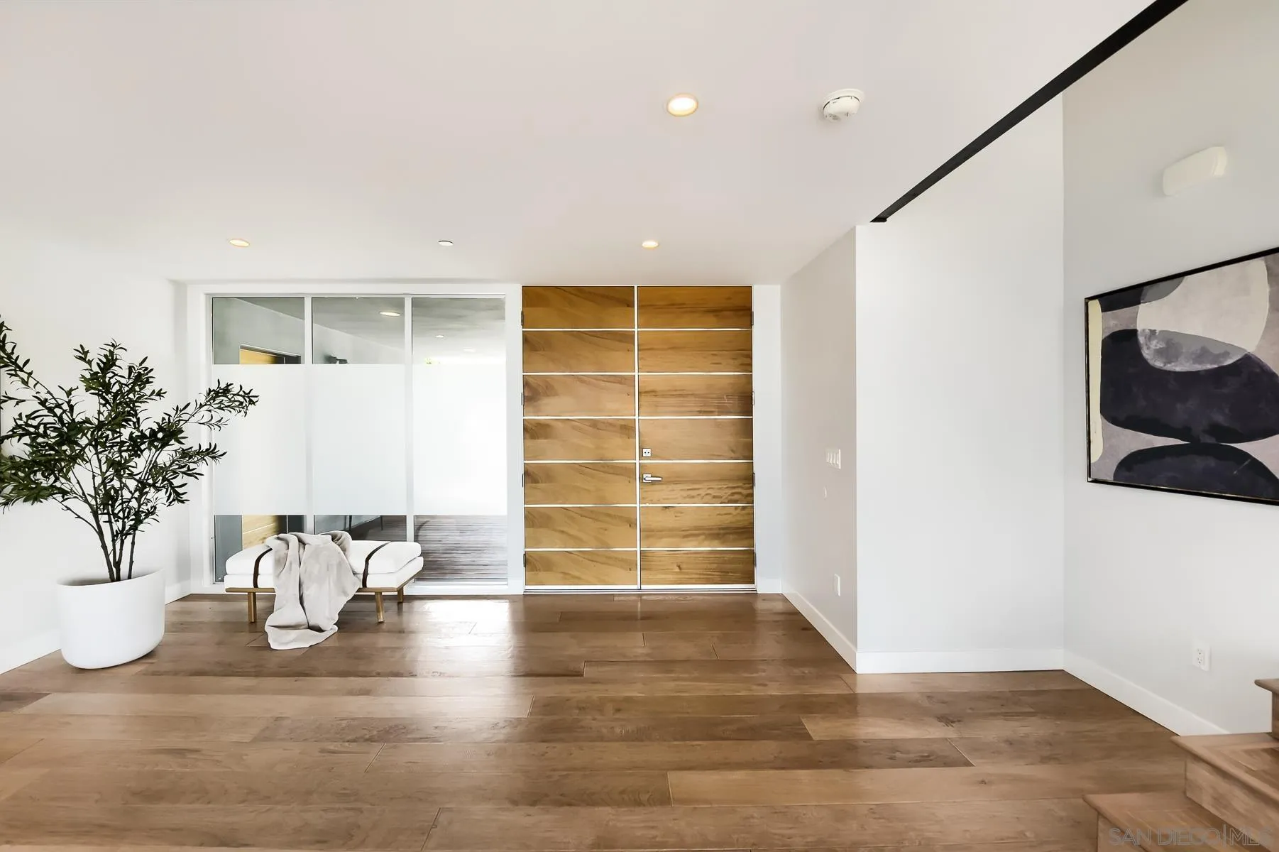 5725 Soledad Mountain Road La Jolla, CA 92037 - Photo 4 of 55