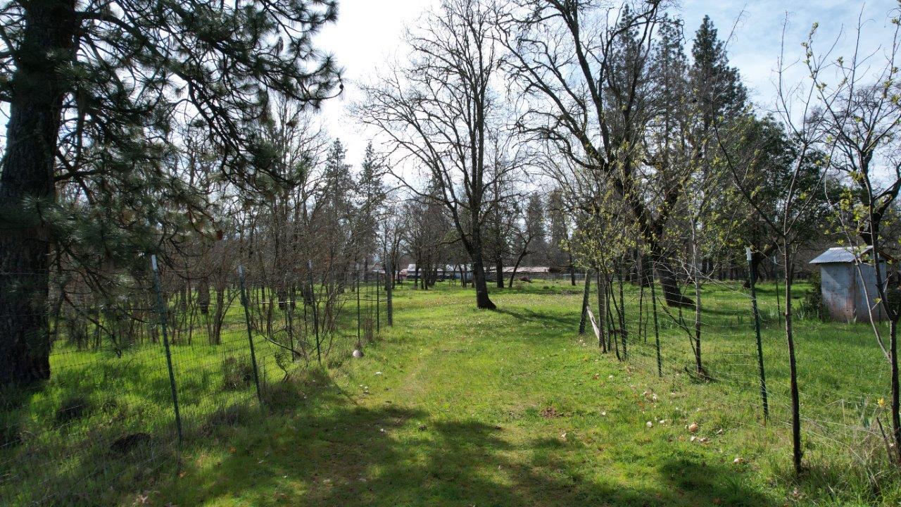 392 Bond Road Shady Cove, OR 97539 - Photo 37 of 42 Property
