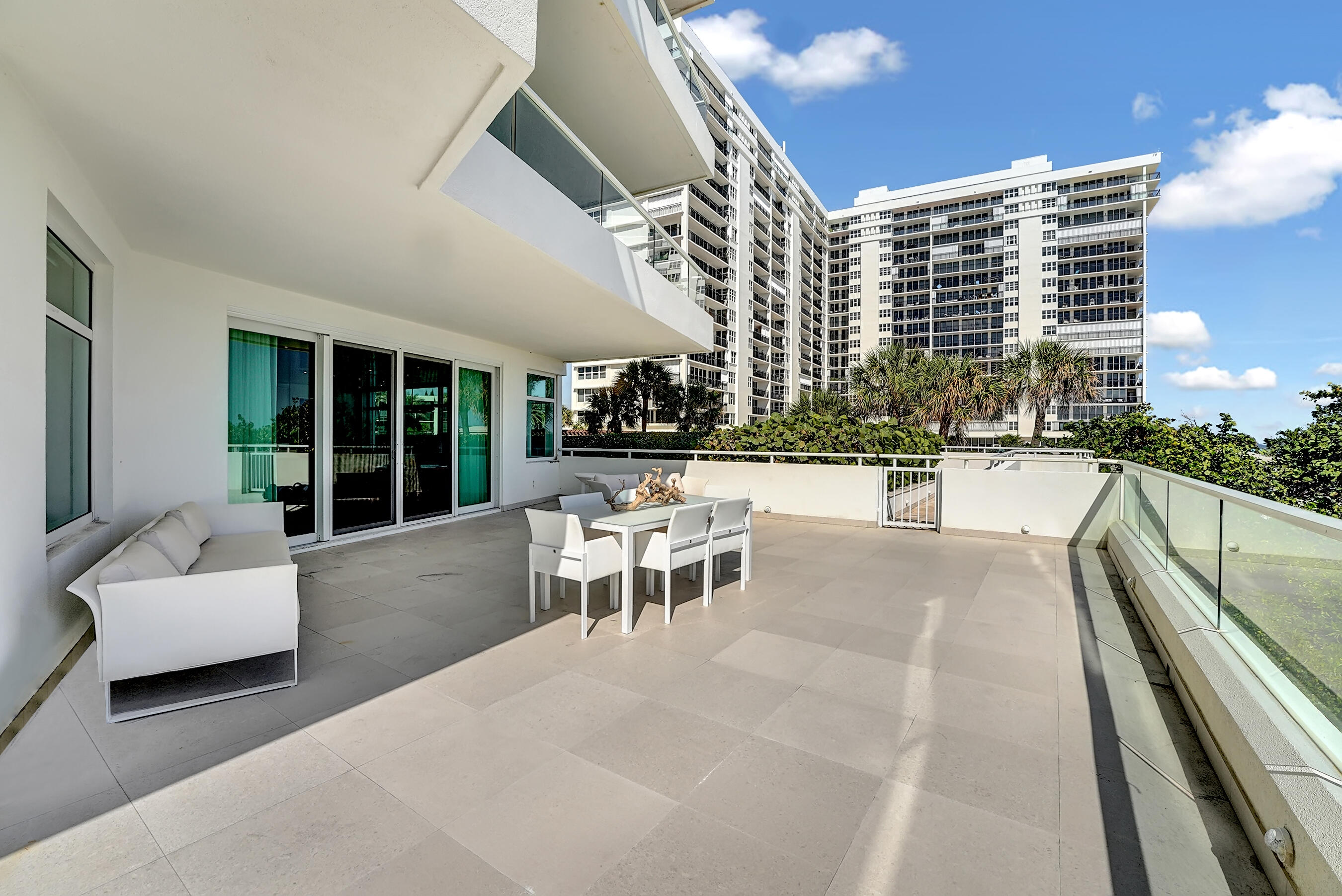 2494 South Ocean Boulevard, Unit H1 Boca Raton, FL 33432 - Photo 22 of 33 DSC02647