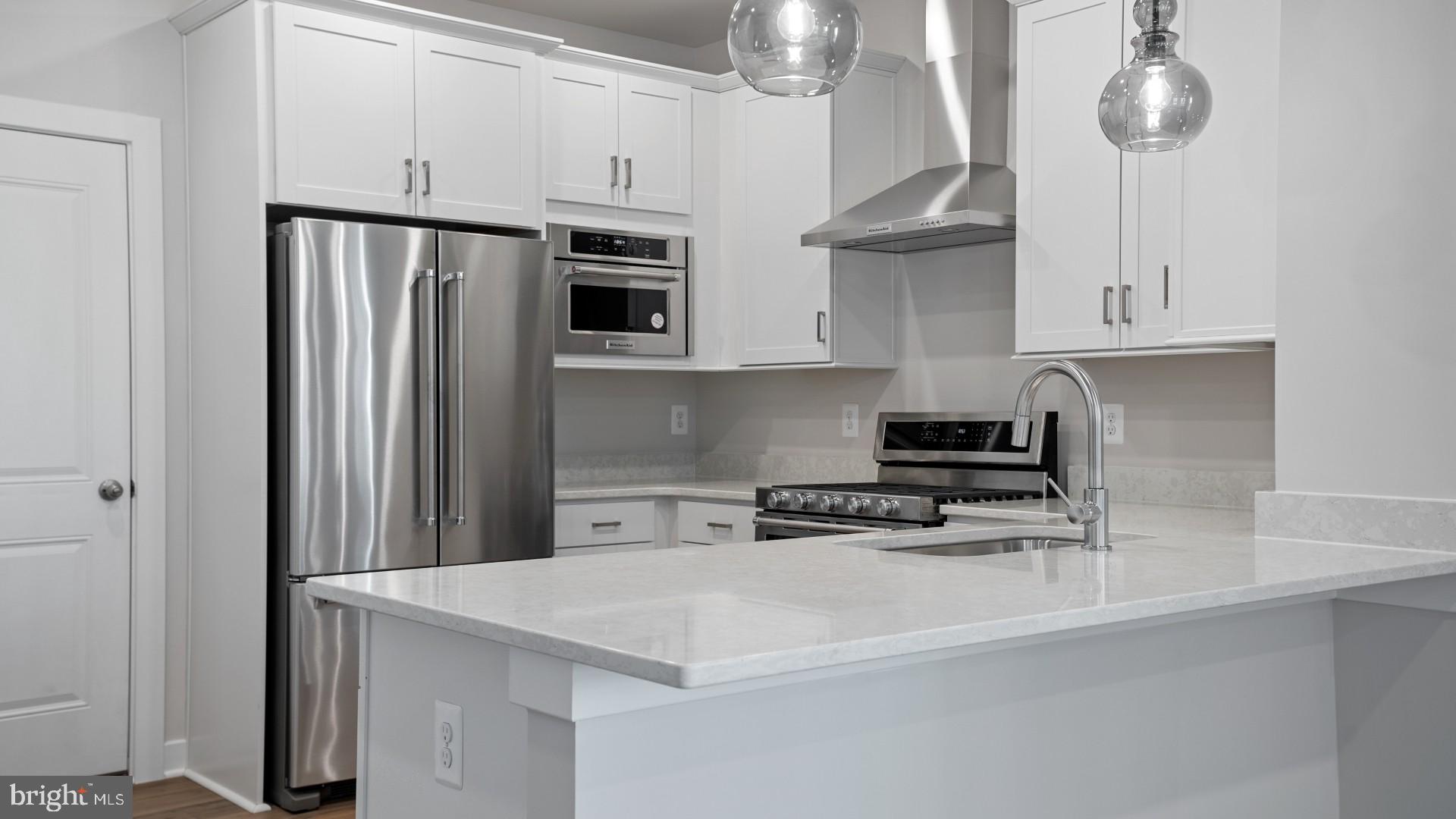 45177 Drowes Terrace Sterling, VA 20166 - Photo 1 of 16