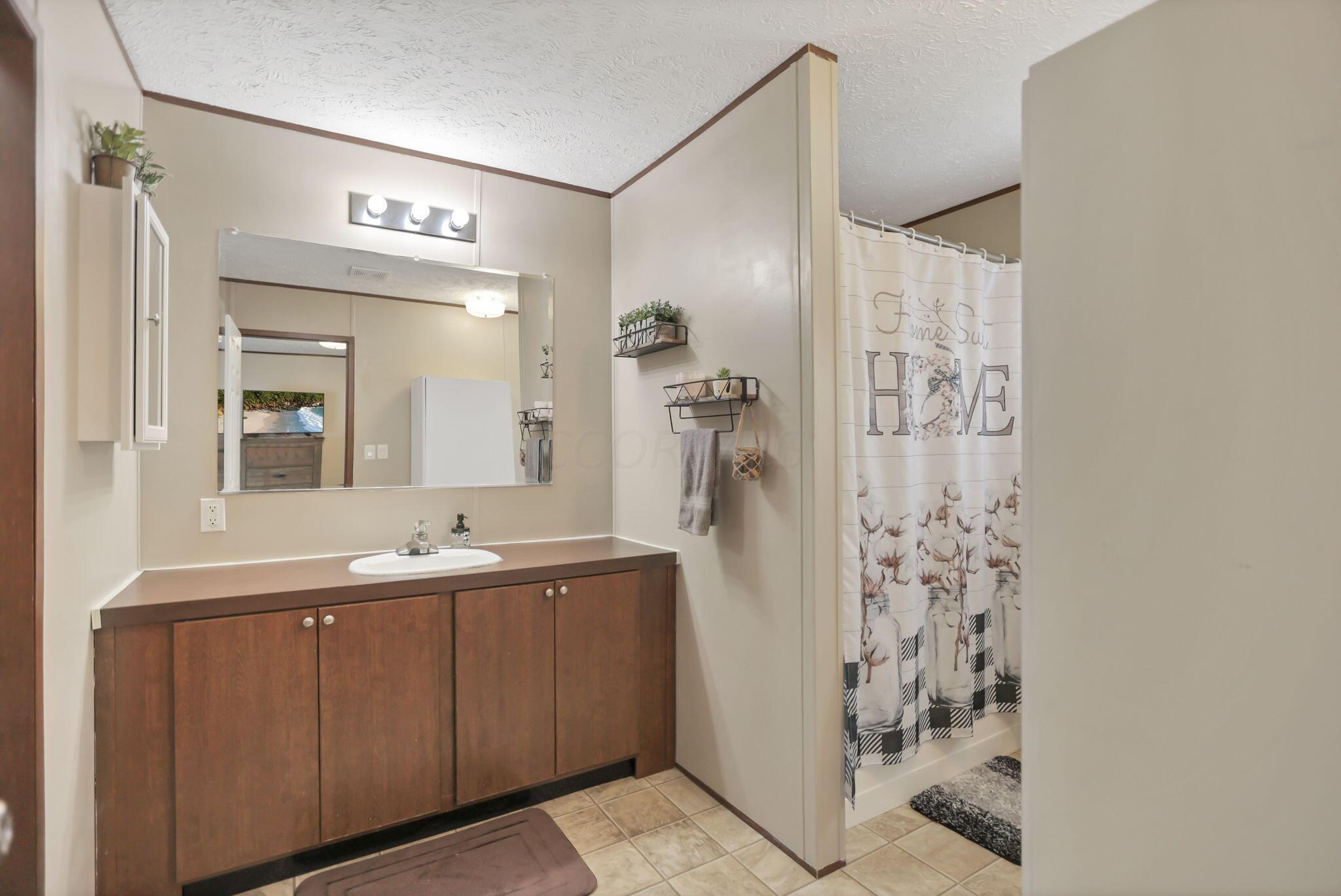 8764 National Road Southwest, Unit 143 Etna, OH 43062 - Photo 14 of 22 17-web-or-mls-BS5A6214