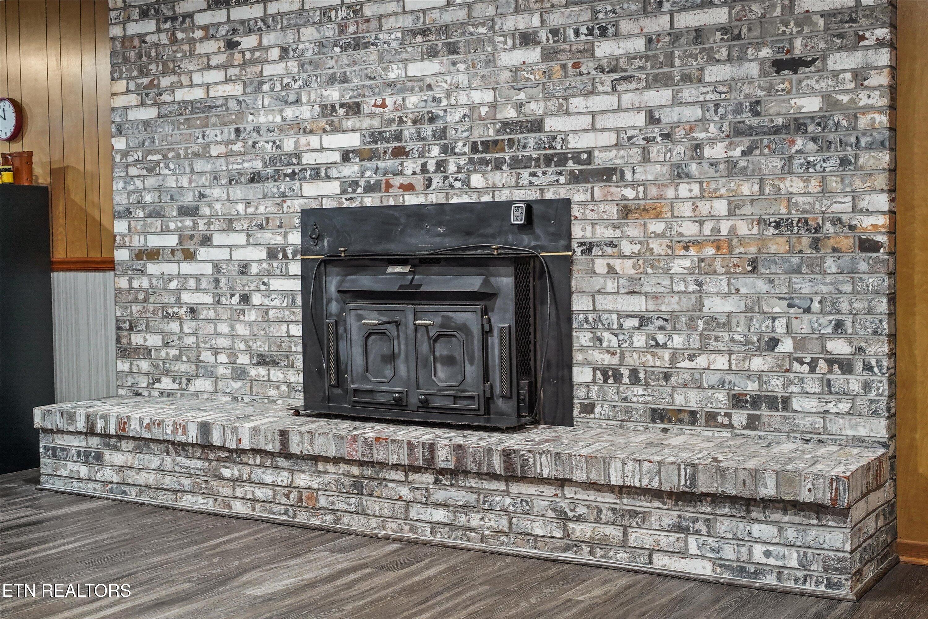 8120 Bell Road Knoxville, TN 37938 - Photo 27 of 44 WOOD BURNING
