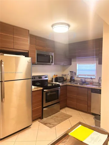 $2,000 | 361 South Hollybrook Drive, Unit 104, Pembroke Pines, FL 33025