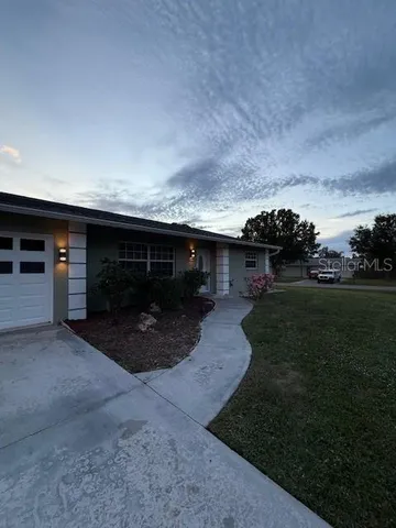a view of a car garage