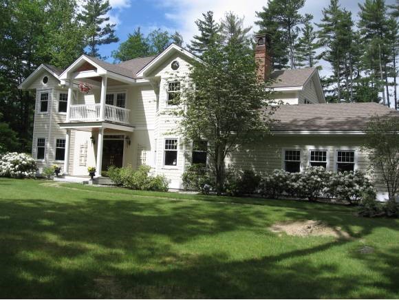 112 Spruce Road Wolfeboro, NH 03894 - Photo 1 of 1 Gallery Image 1