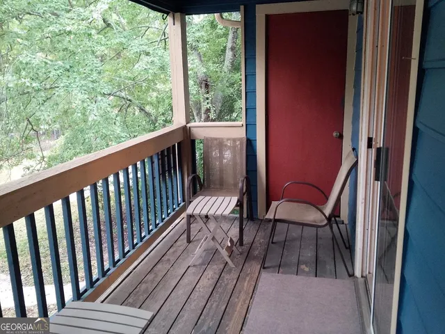 $110,000 | 5516 Mountain Springs Circle, Stone Mountain, GA 30088