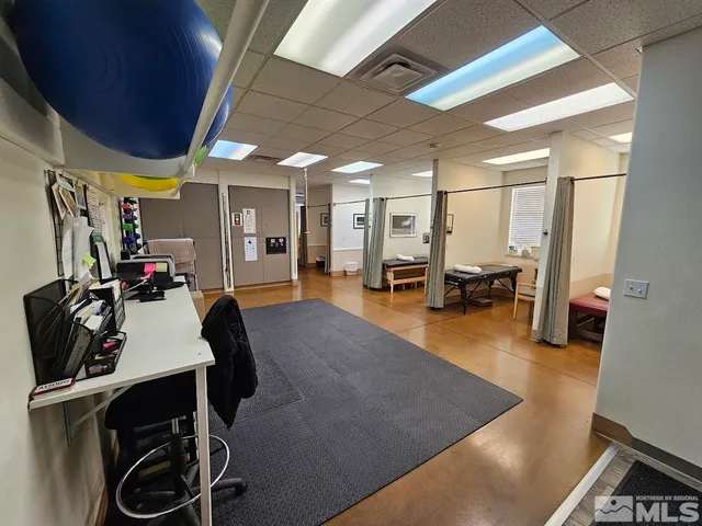 $4,530 | 240 South Us Highway, Unit B, Fernley, NV 89408