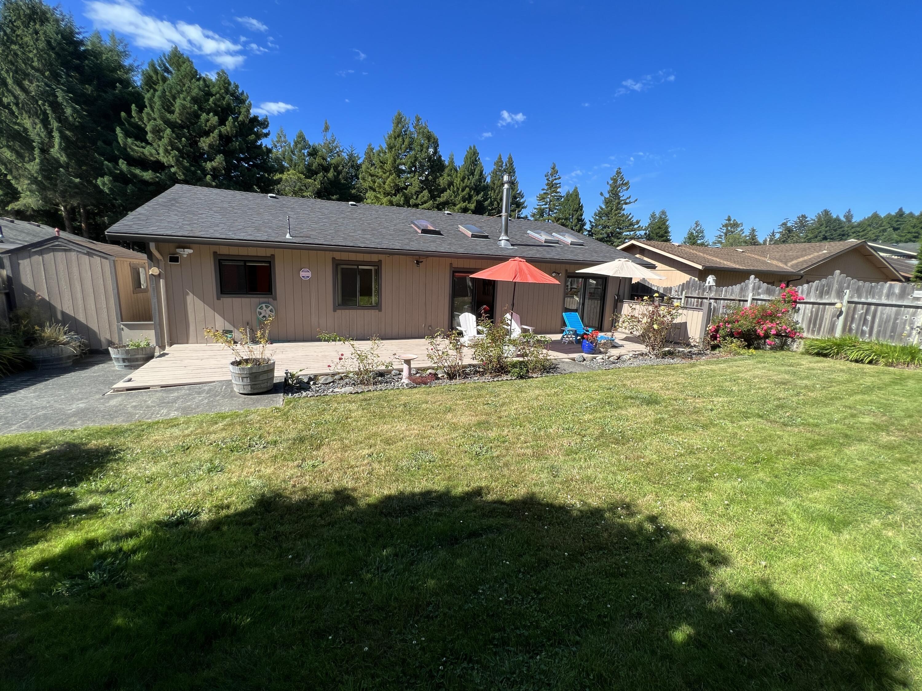 1360 Leslie Road Eureka, CA 95503 - Photo 40 of 57