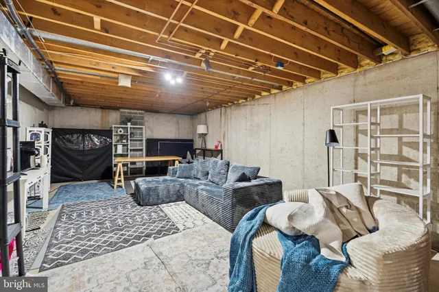 $450,000 | 109 Larkspur Lane, Ambler, PA 19002