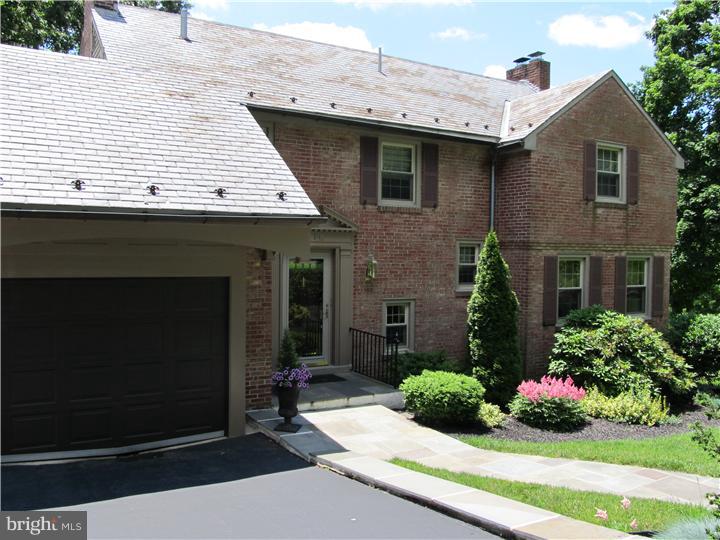 1716 Holly Road Reading, PA 19602 - Photo 1 of 24
