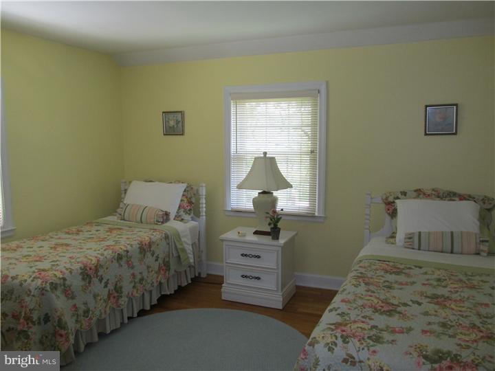 1716 Holly Road Reading, PA 19602 - Photo 17 of 24