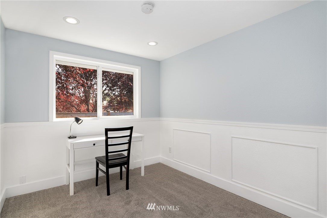 20925 Elberta Road Lynnwood, WA 98036 - Photo 13 of 25 Gallery Image 13
