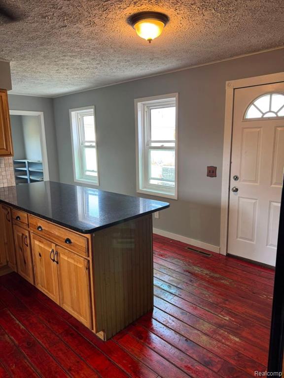 7709 Silverwood Road North Branch, MI 48461 - Photo 6 of 38 Gallery Image 6