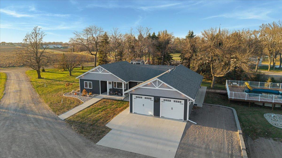 4010 40th Avenue Southwest Montevideo, MN 56265 - Photo 2 of 60