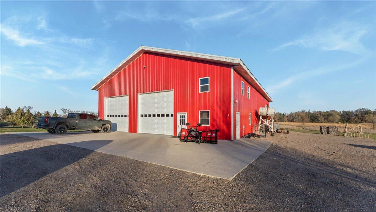 4010 40th Avenue Southwest Montevideo, MN 56265 - Photo 35 of 60