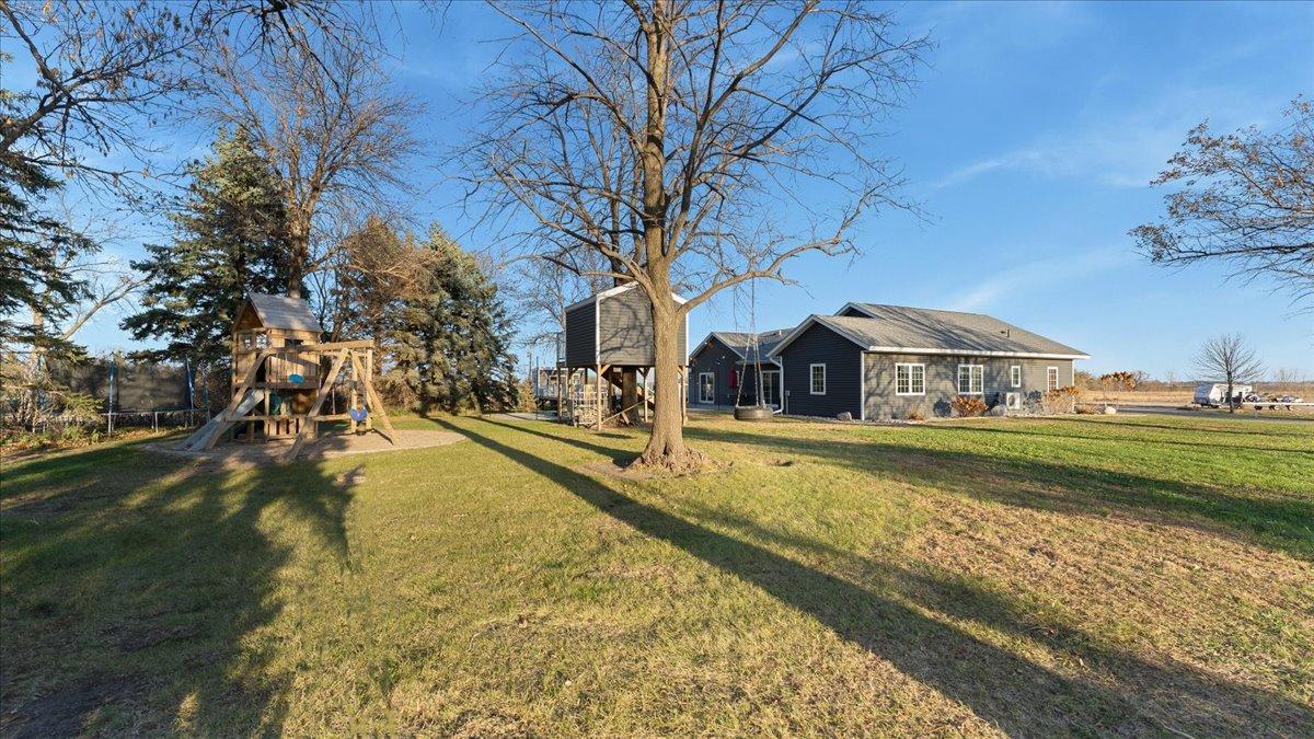 4010 40th Avenue Southwest Montevideo, MN 56265 - Photo 47 of 60