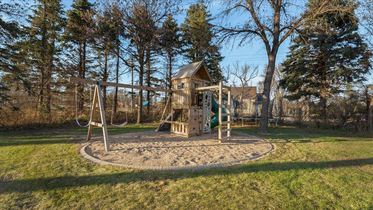 4010 40th Avenue Southwest Montevideo, MN 56265 - Photo 48 of 60