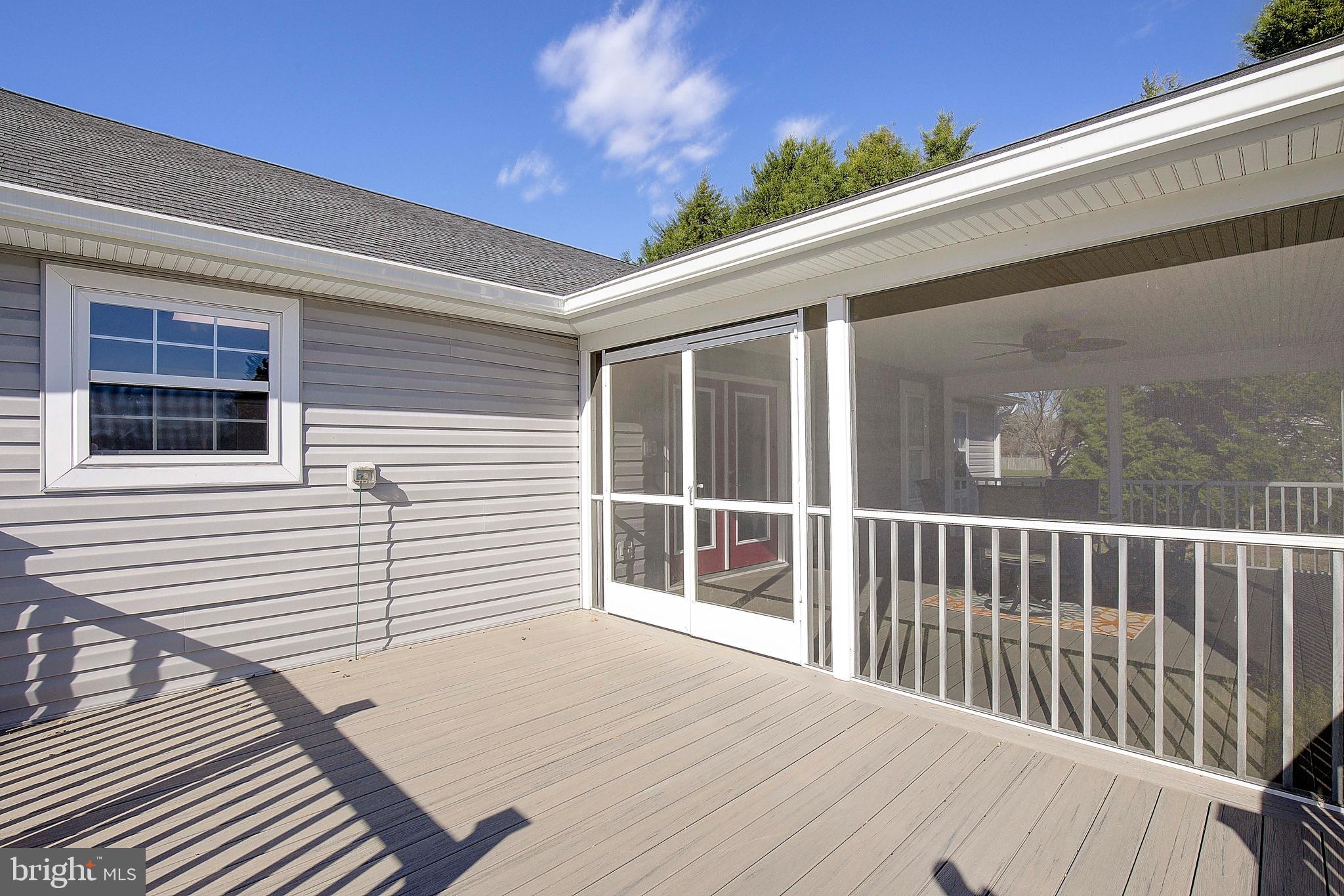 26282 Rio Bravo Lane Mechanicsville, MD 20659 - Photo 37 of 52 a porch with a chair