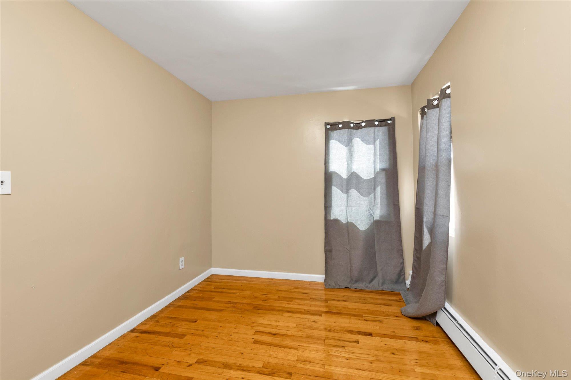 38 5th Street Valley Stream, NY 11581 - Photo 14 of 18