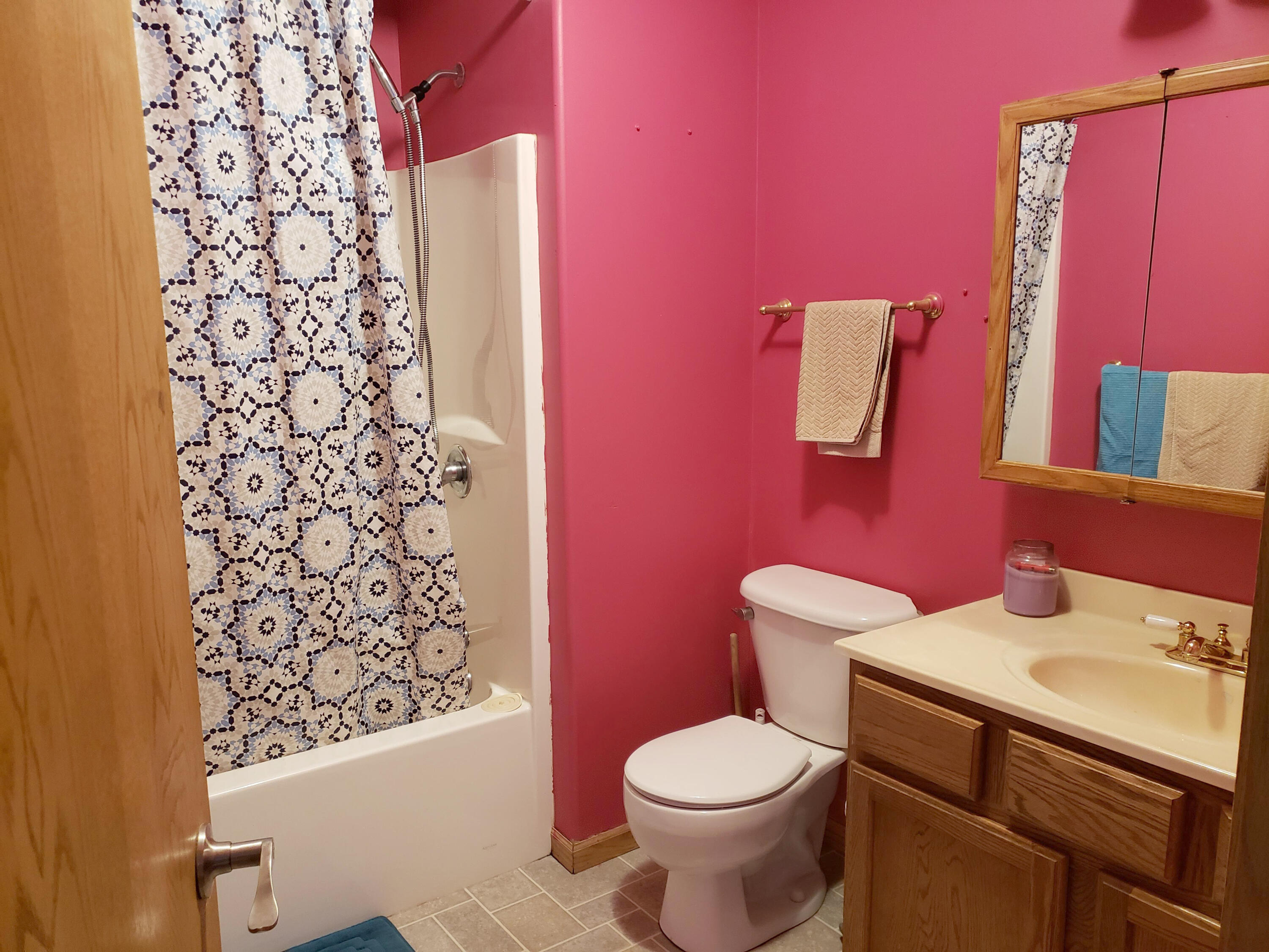 7228 Hancock Road Montague, MI 49437 - Photo 18 of 38 Downstairs full bath