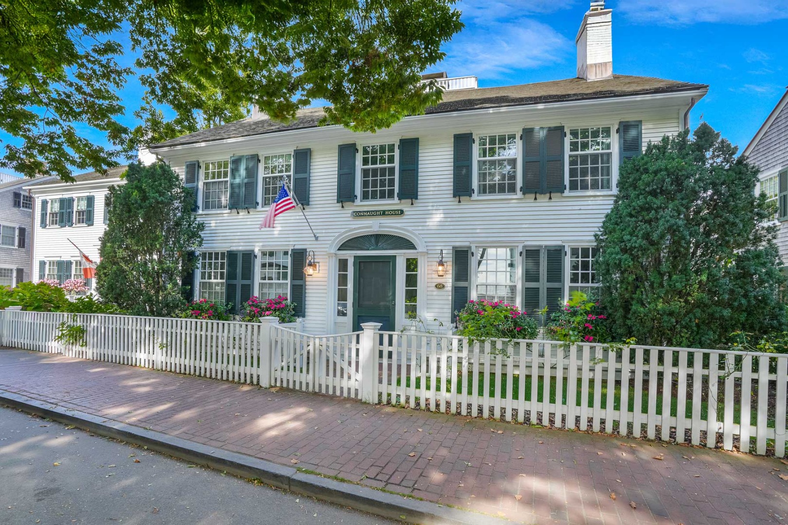 68 North Water Street Edgartown, MA 02539 - Photo 1 of 27