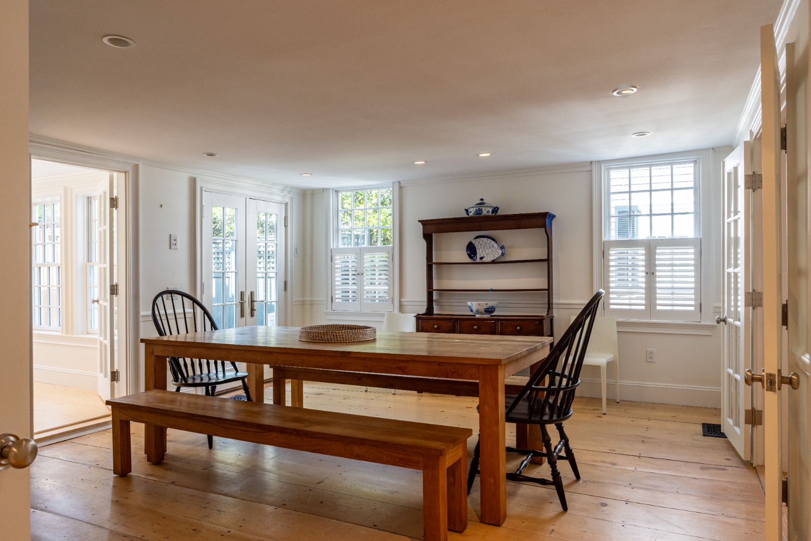 68 North Water Street Edgartown, MA 02539 - Photo 8 of 27