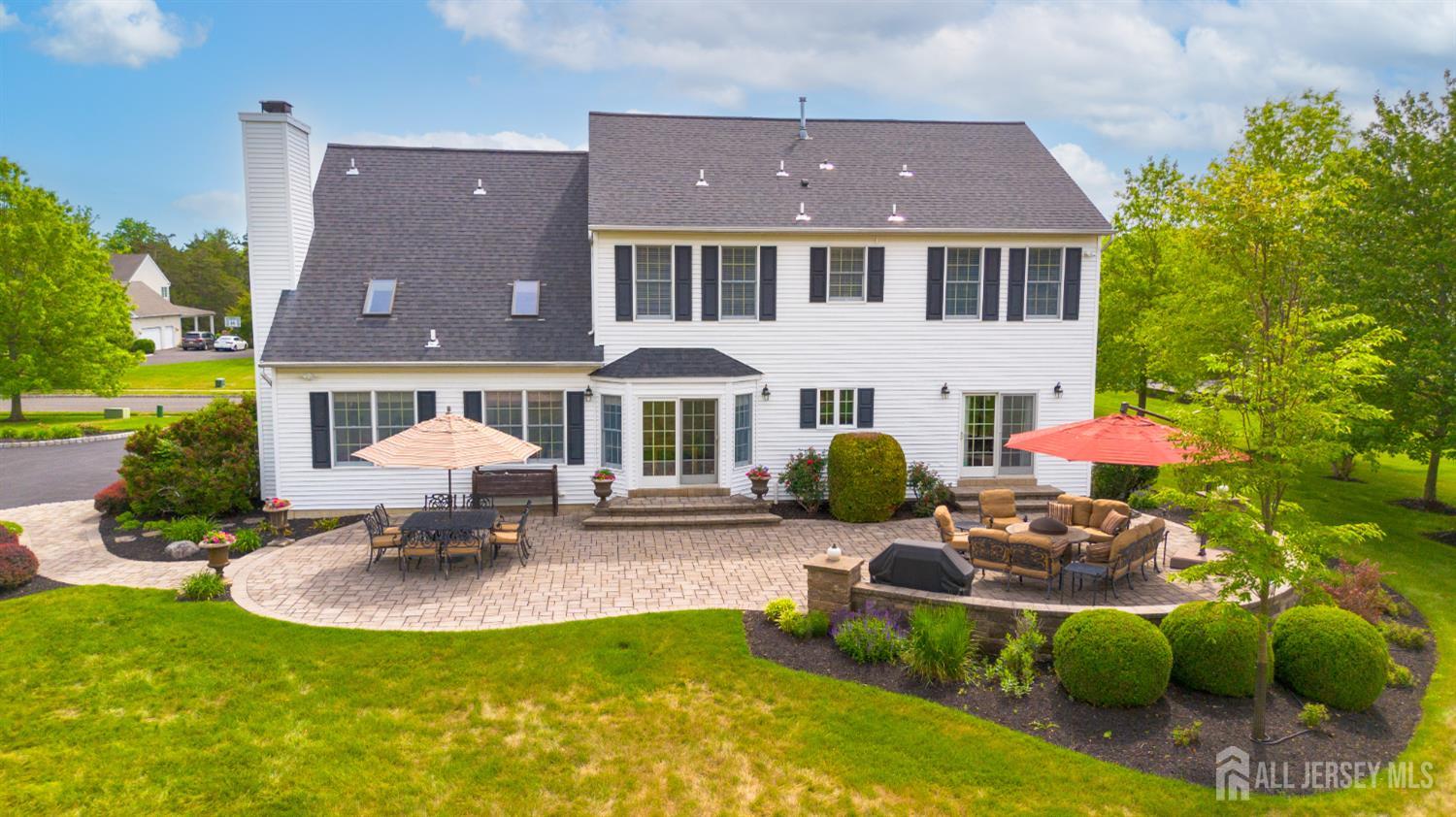 44 Titus Road Skillman, NJ 08558 - Photo 5 of 63