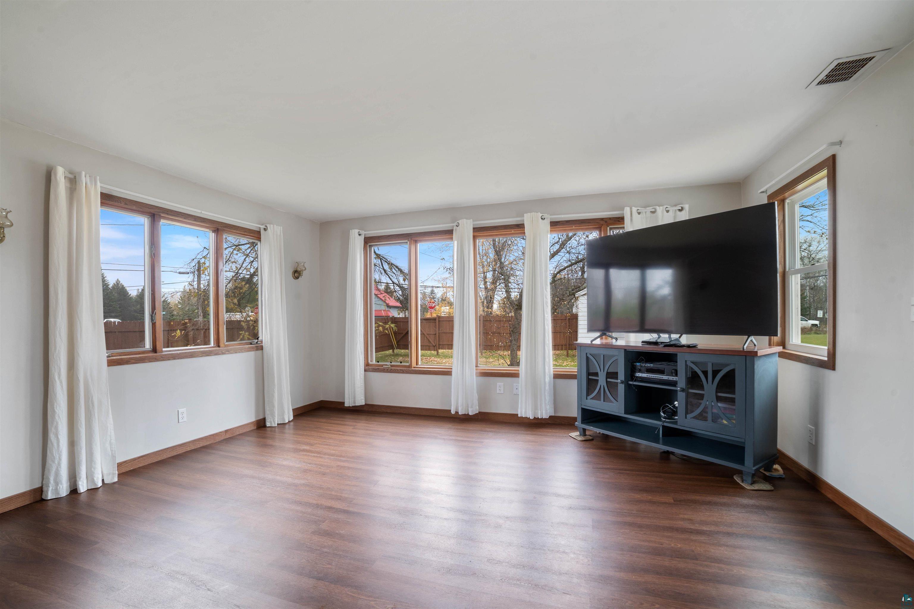 3198 South County Road South Range, WI 54874 - Photo 11 of 20